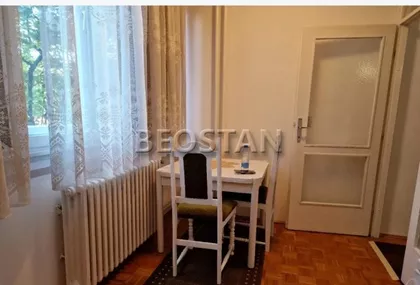 Prvomajska | 4zida.rs