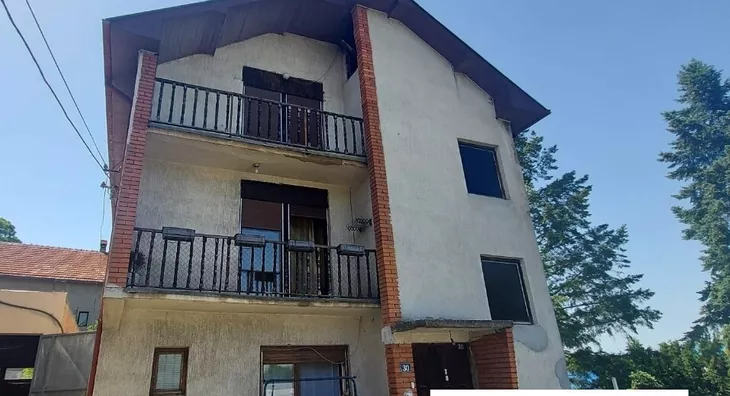 3-etažna kuća | 4zida