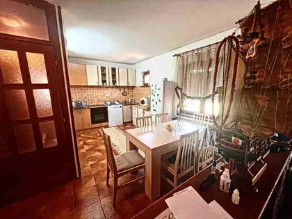 Podavalska | 4zida.rs