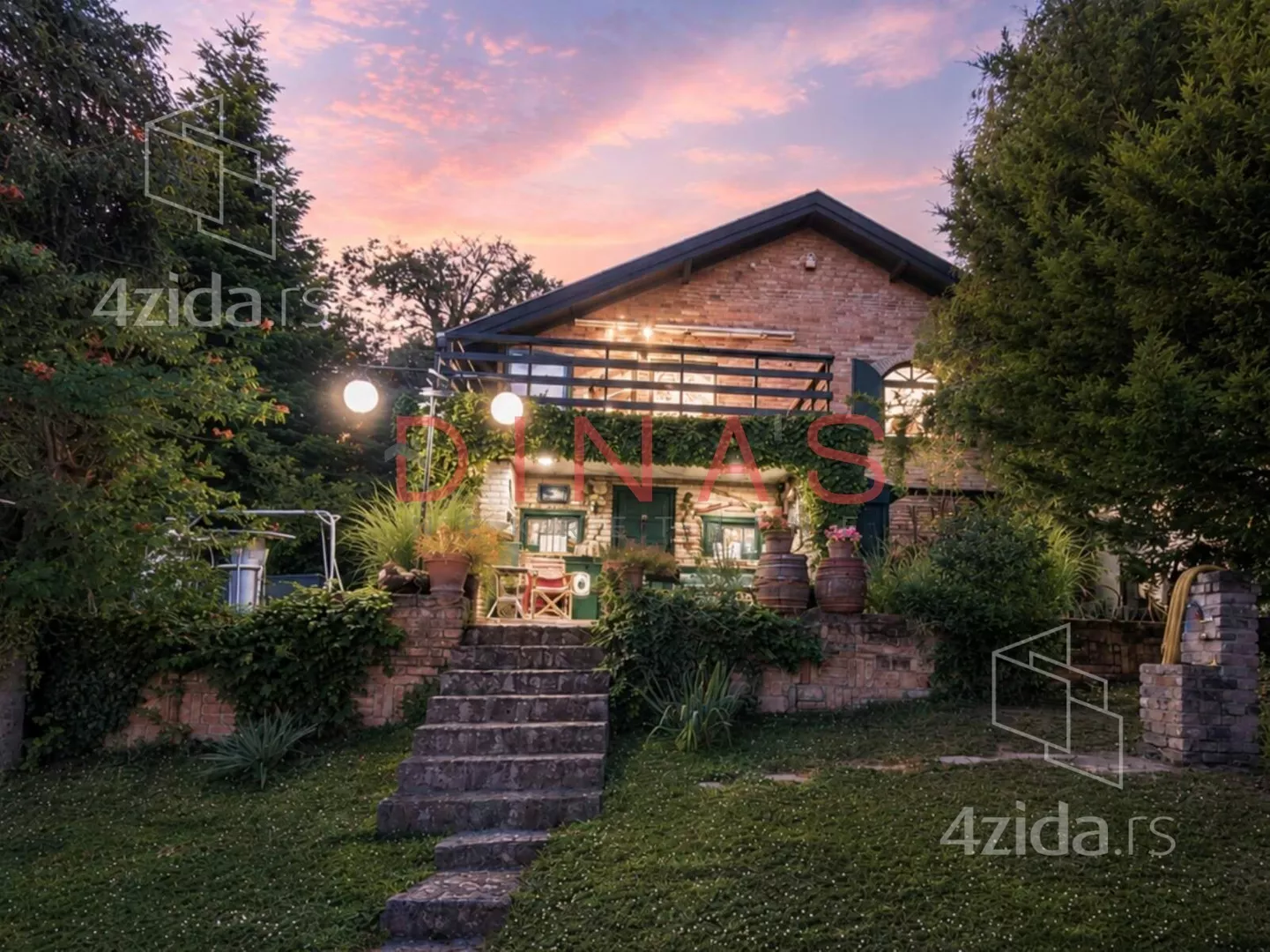 Kuća | 4zida