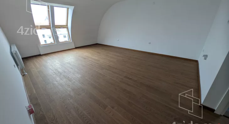 Šestosoban stan | 4zida