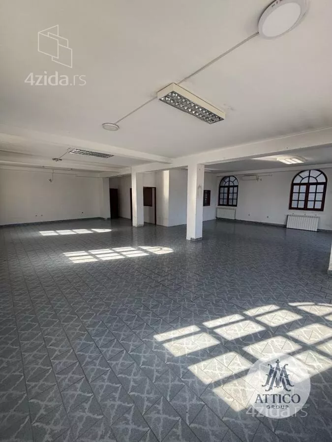 Poslovni prostor | 4zida