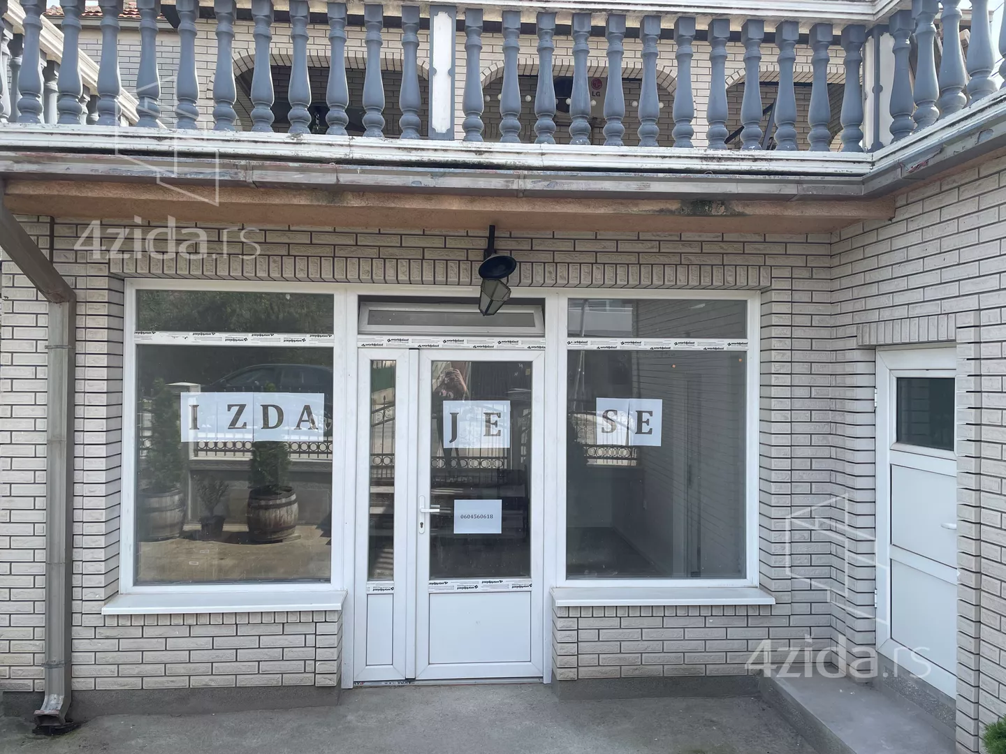 Lokal | 4zida