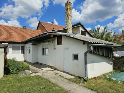 Mali Radanovac | 4zida.rs