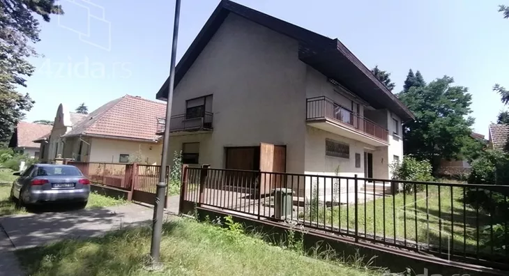 Kuća | 4zida