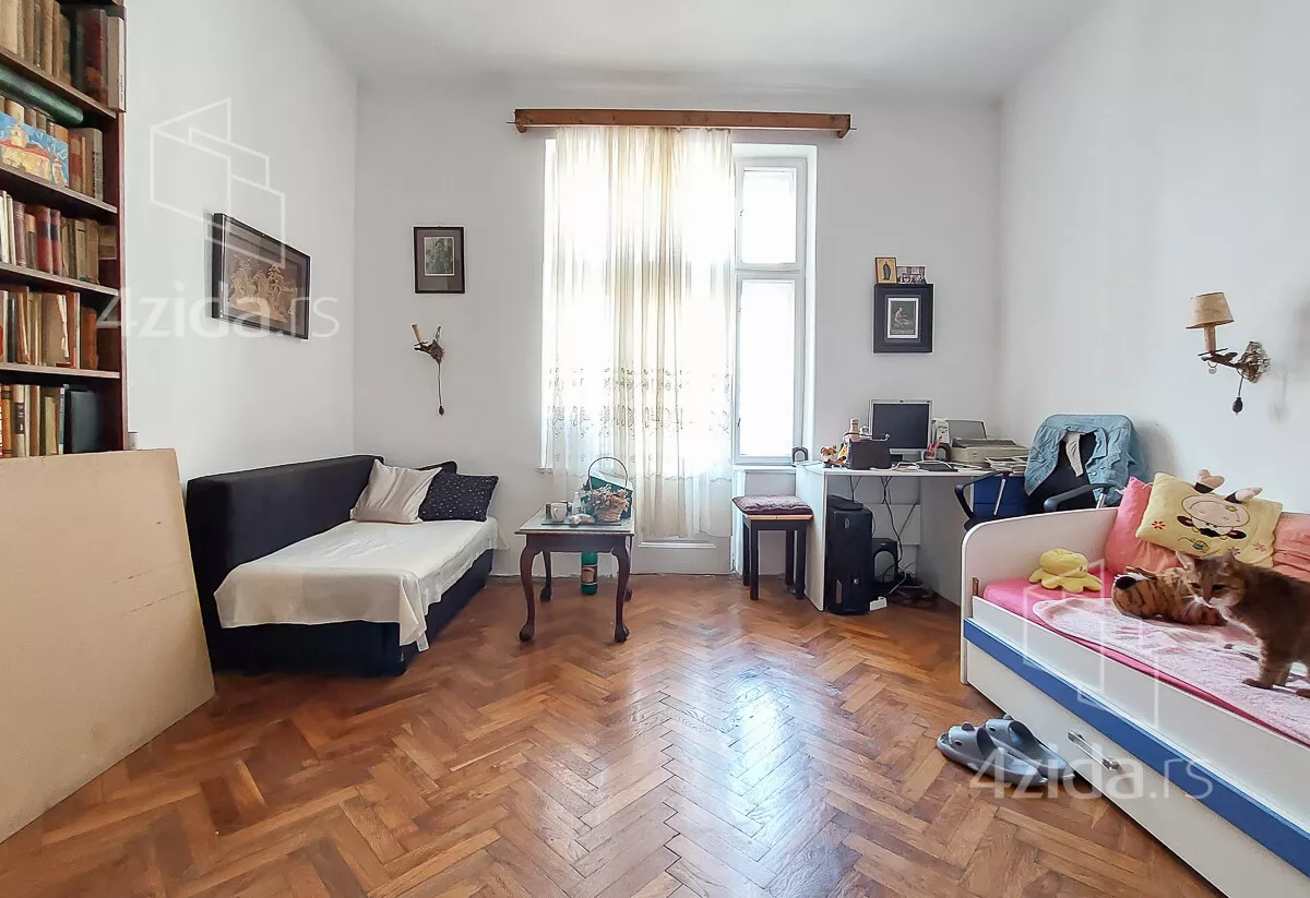 Četvoroiposoban stan | 4zida