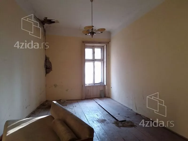 Četvoroiposoban stan | 4zida