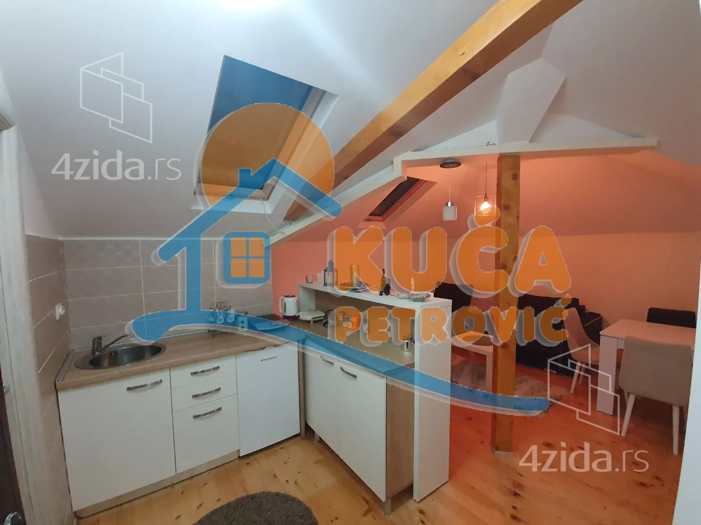 Garsonjera | 4zida