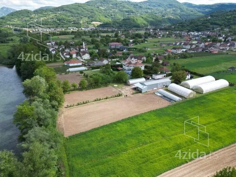 Plac | 4zida