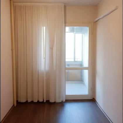 16. oktobra | 4zida.rs