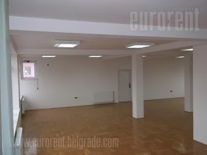 LABUDOVO BRDO | 4zida.rs