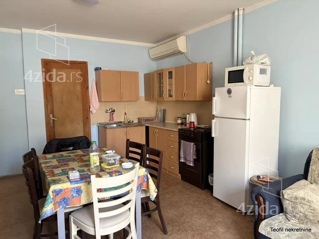 4-etažna kuća | 4zida