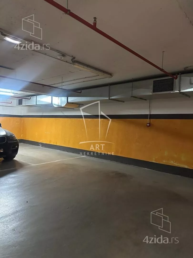 Garaža | 4zida