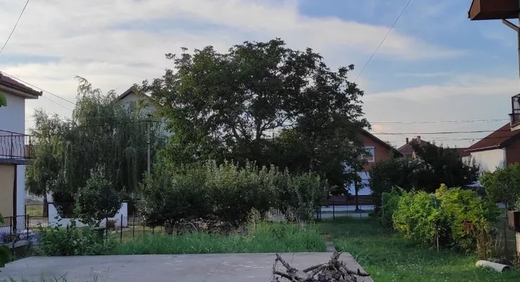 Plac | 4zida