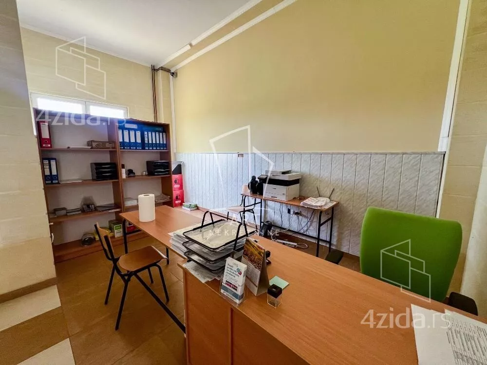 Poslovni prostor | 4zida