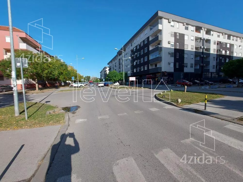 Garaža | 4zida