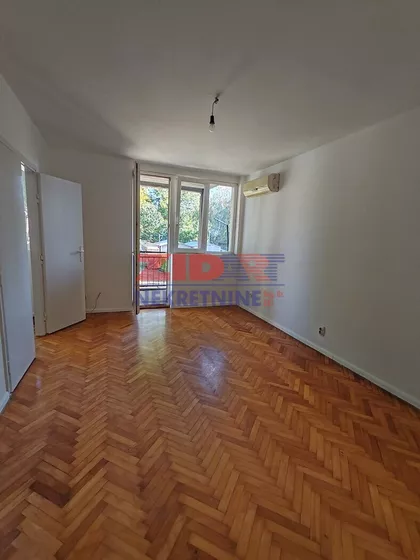 Zemun Polje, Zemun opština, Beograd | 4zida.rs