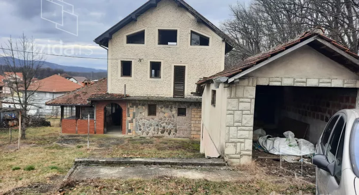 3-etažna kuća | 4zida