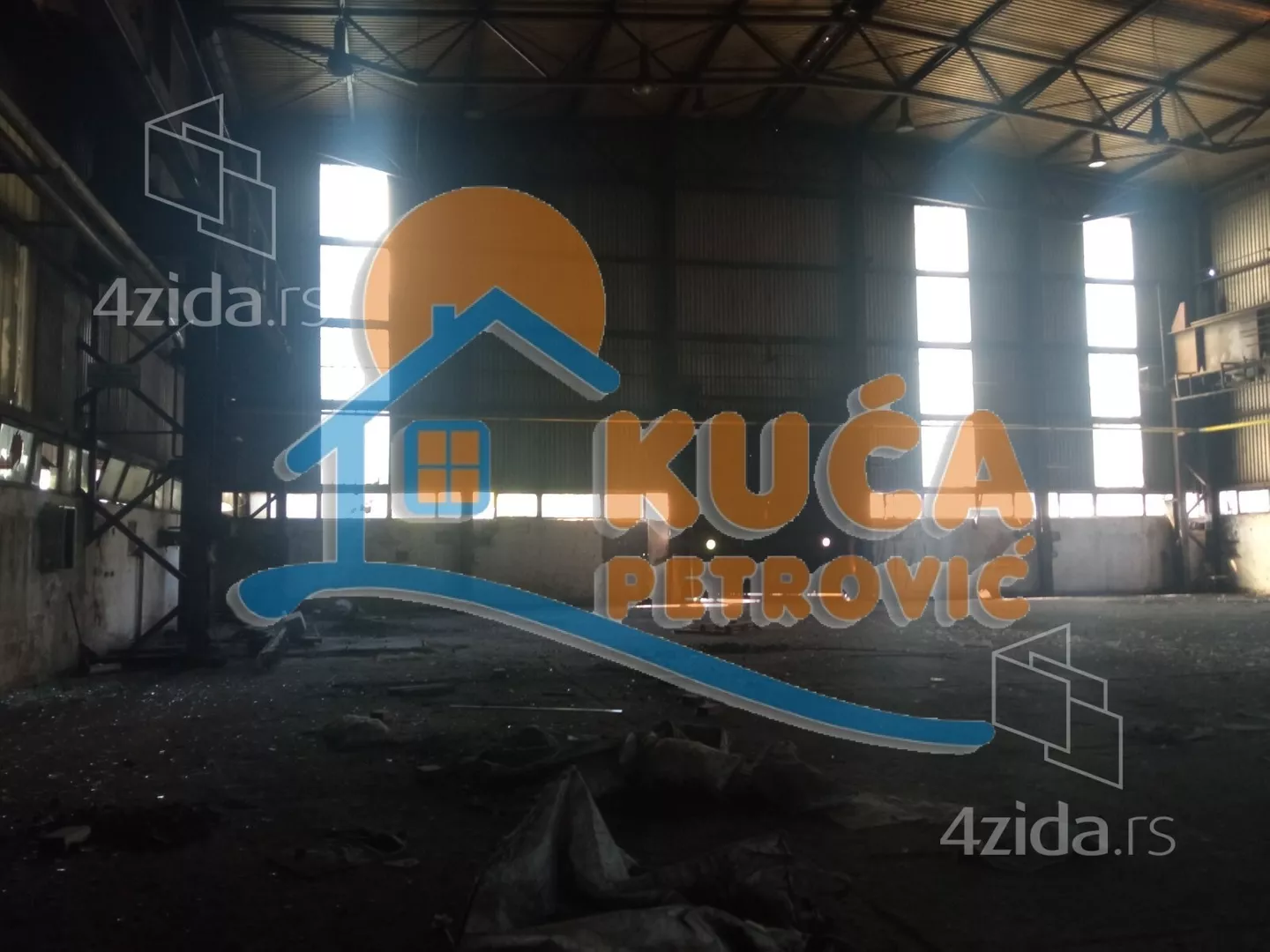 Lokal | 4zida