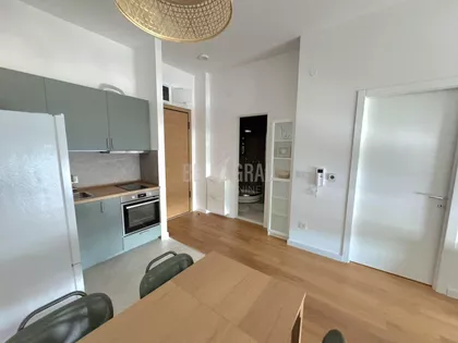Ledinačka | 4zida.rs