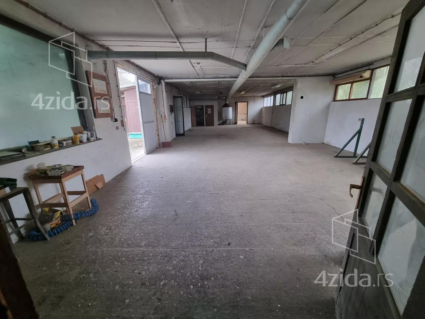 Poslovni prostor | 4zida