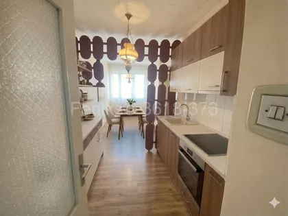 Karađorđeva | 4zida.rs