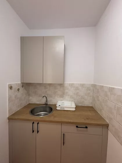 Trg Cara Jovana Nenada 7 | 4zida.rs