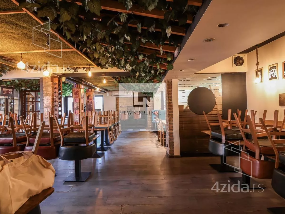 Lokal | 4zida