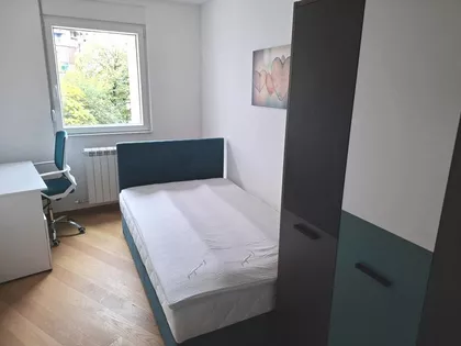 Braće Ribnikar | 4zida.rs