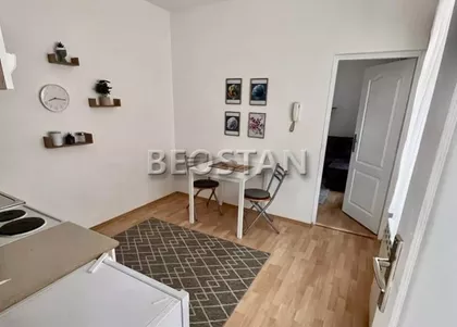 Laze Jovanovica Porcija | 4zida.rs