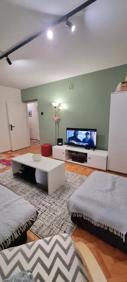 Starca Vujadina 42 | 4zida.rs