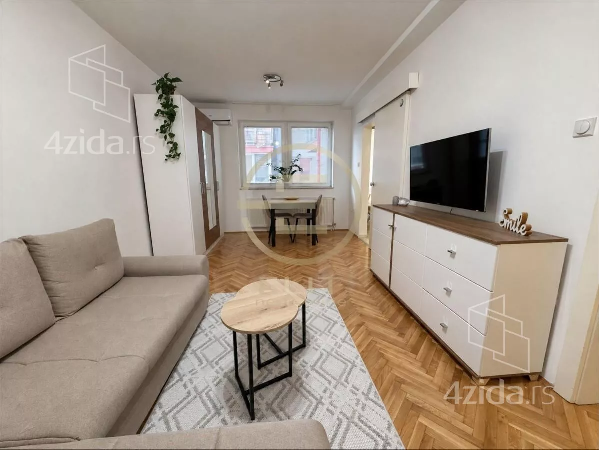 Garsonjera | 4zida