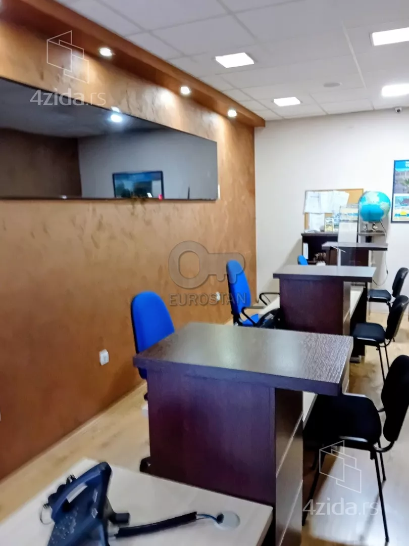 Poslovni prostor | 4zida