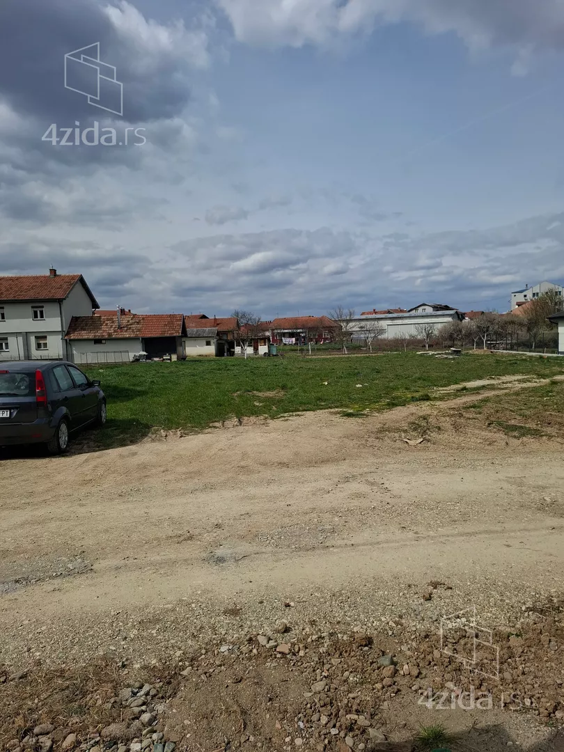 Građevinsko zemljište | 4zida