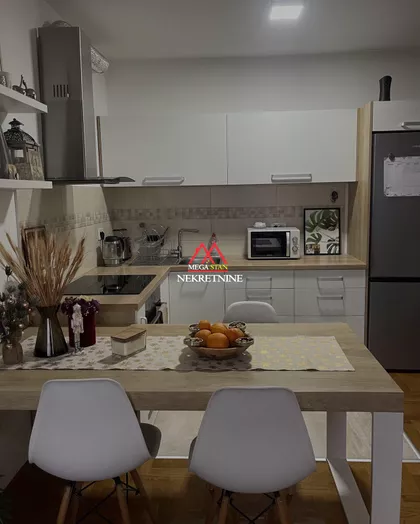 Braće Ribnikar | 4zida.rs