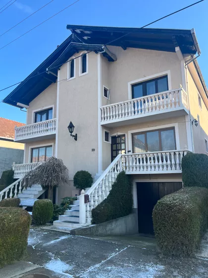 Gradske lokacije | 4zida.rs