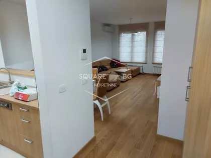 Tadije Sondermajera | 4zida.rs