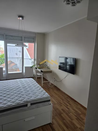 Bulevar Oslobođenja | 4zida.rs