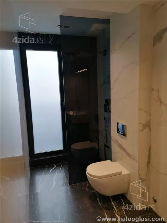 Petosoban stan | 4zida