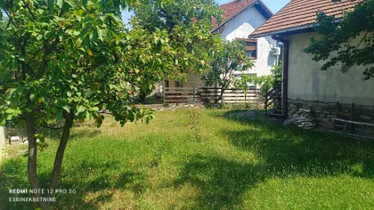 Peti Puk | 4zida.rs