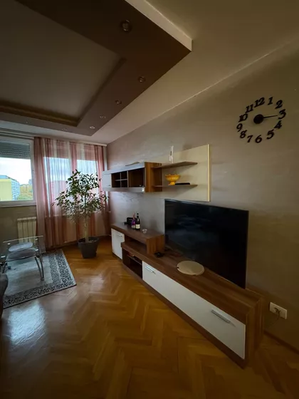 Narodnih Heroja 3 | 4zida.rs