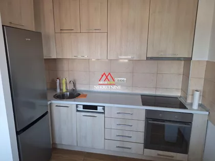 Varga Đule | 4zida.rs