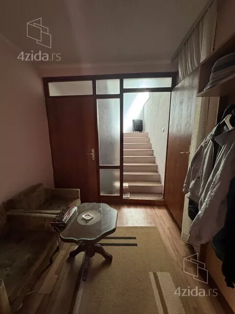 4-etažna kuća | 4zida