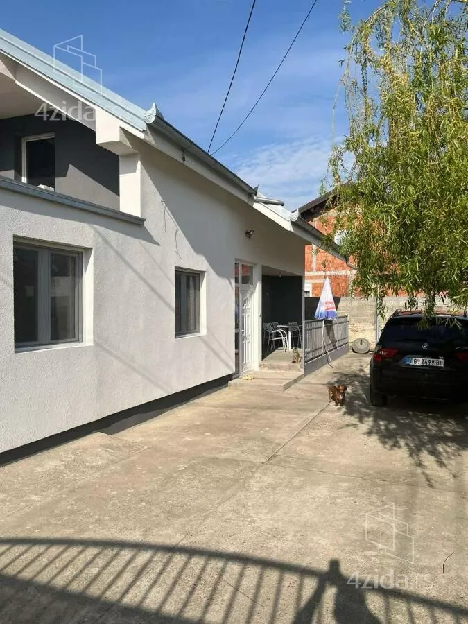 Kuća | 4zida