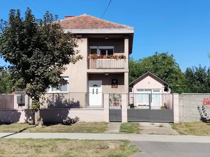Okolne lokacije | 4zida.rs