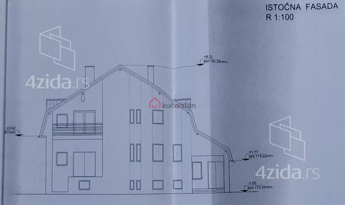 Poslovna zgrada | 4zida