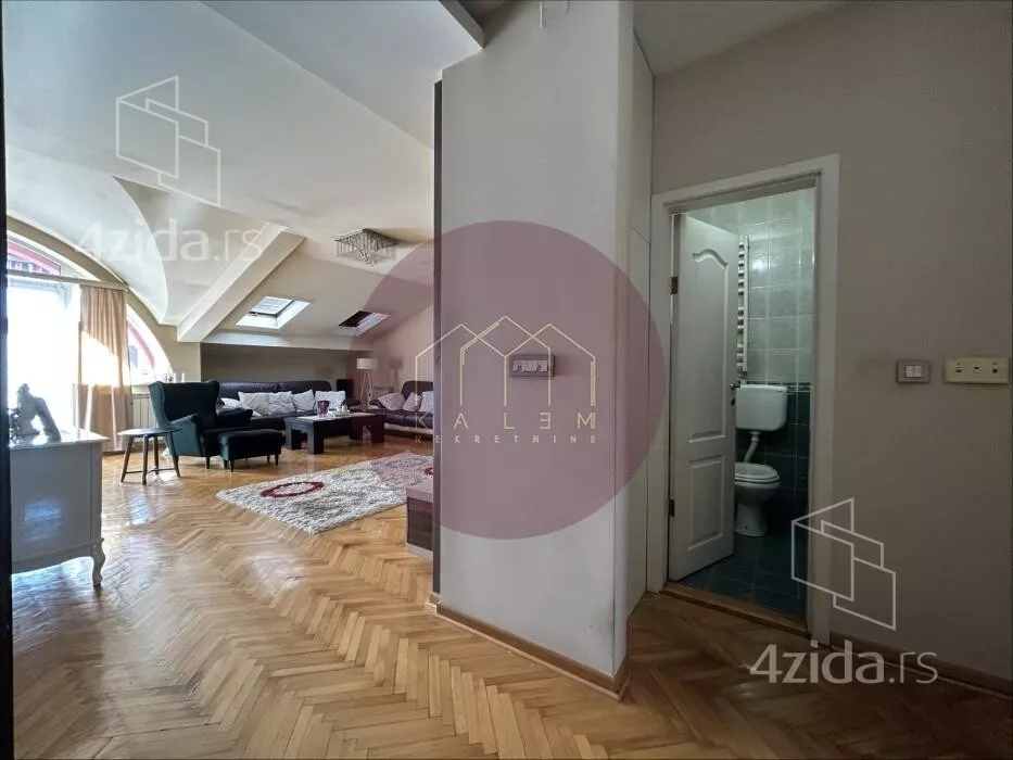 Petosoban stan | 4zida