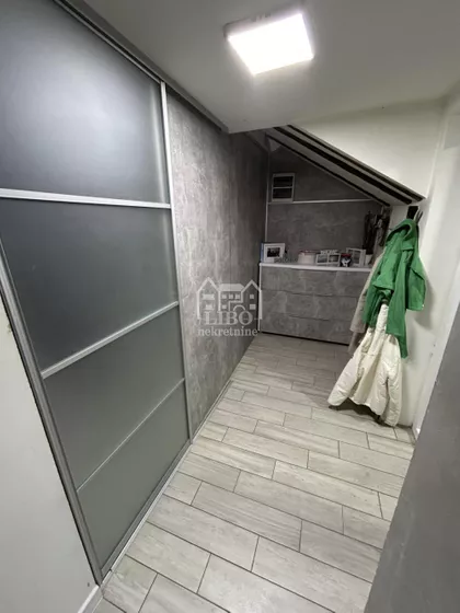 Cara Dušana | 4zida.rs