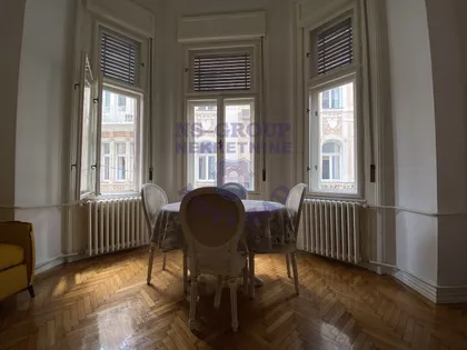 Stari Grad | 4zida.rs