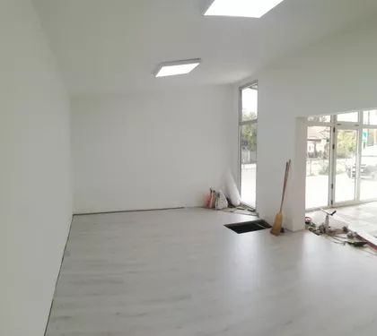 Nikola Tesla | 4zida.rs